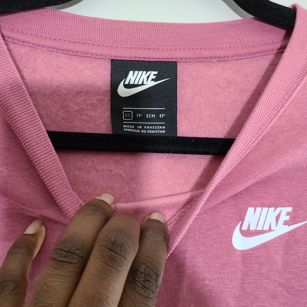 NWOT Nike Sportswear Club Sweatshirt sz XS - Picture 7 of 12